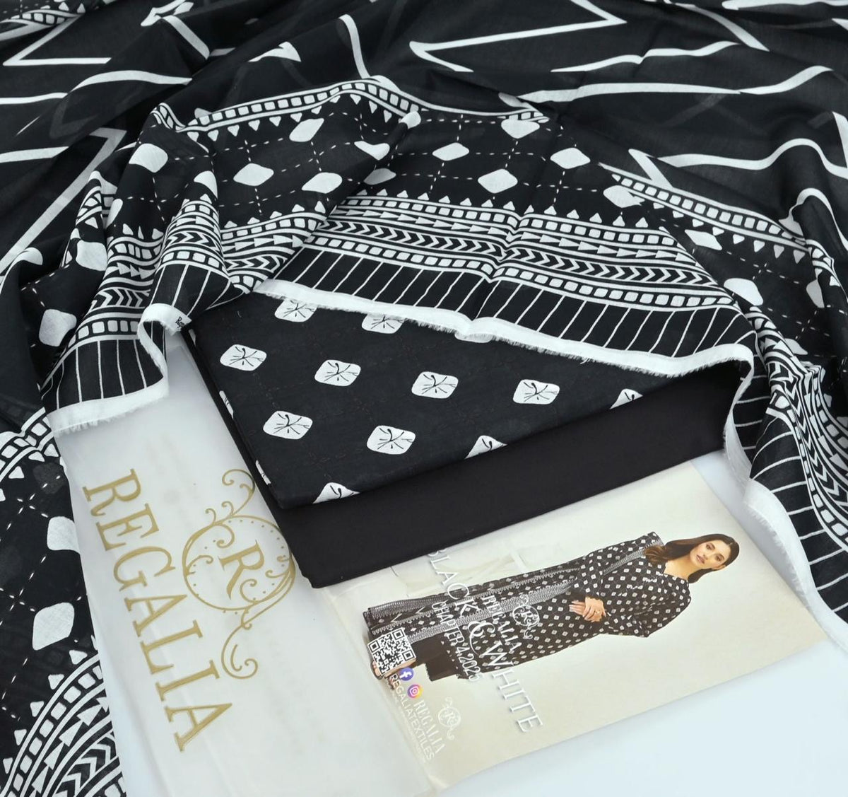 Regalia lawn 3 piece