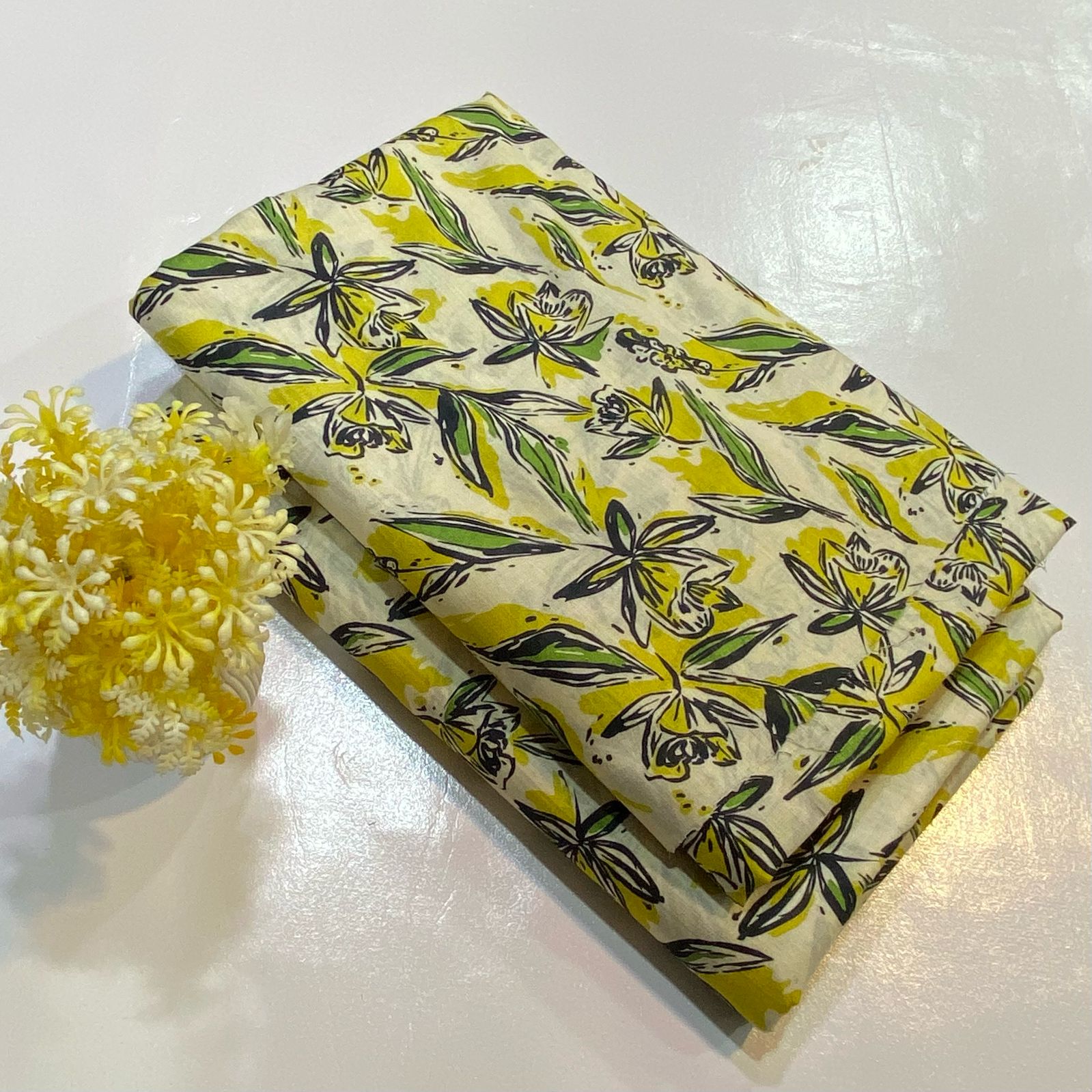 Lawn All Over Print 2PC