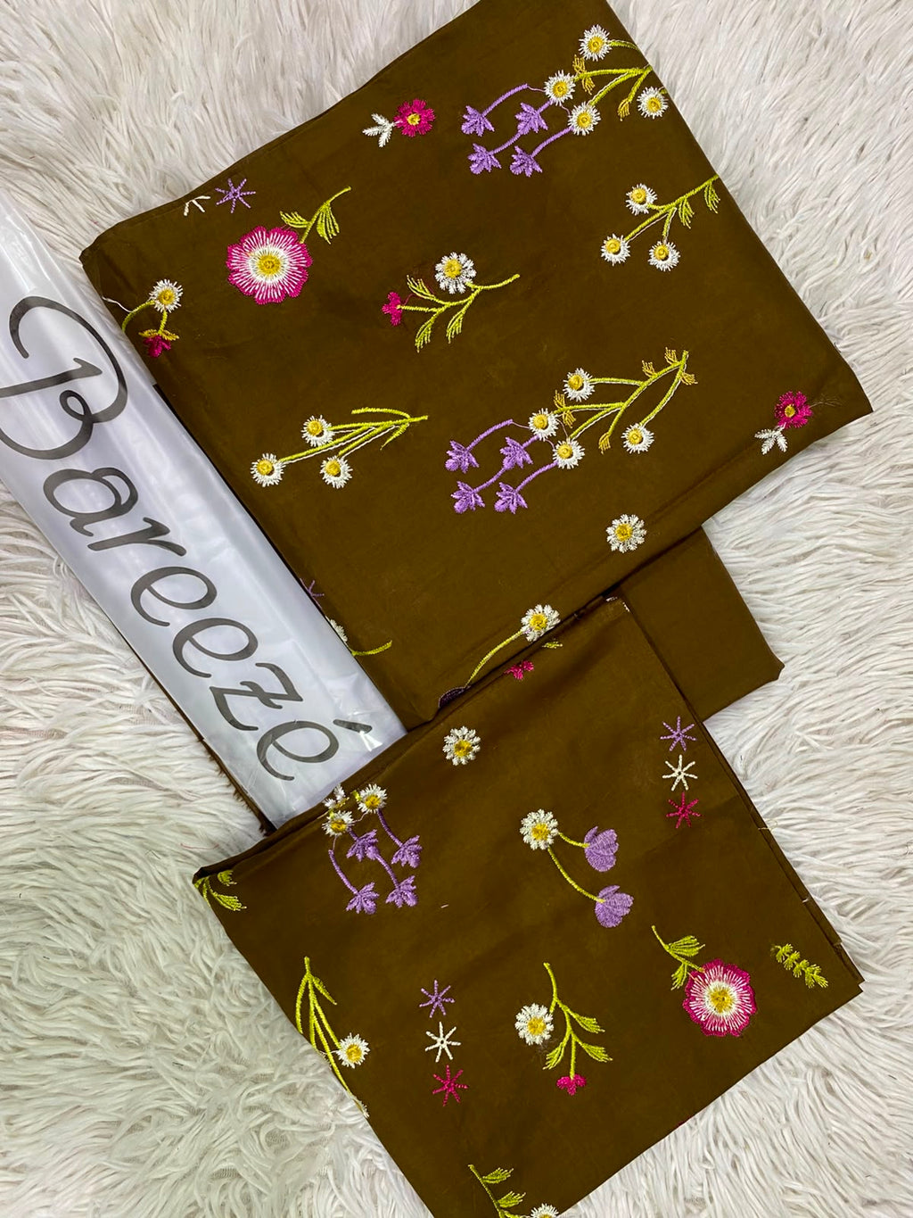 BAREEZE Embroidered Lawn 2PC