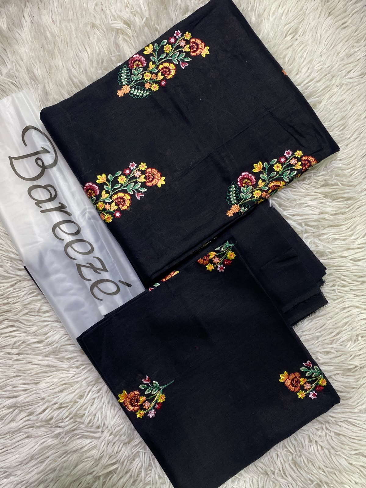 BAREEZE Embroidered Lawn 2PC