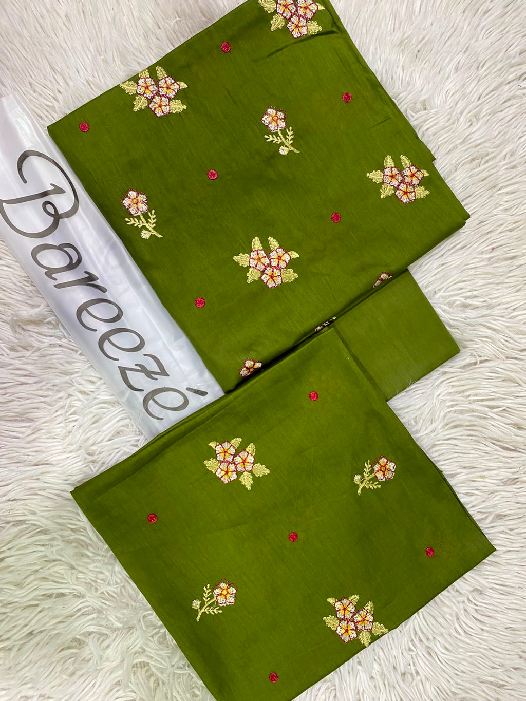 BAREEZE Embroidered Lawn 2PC