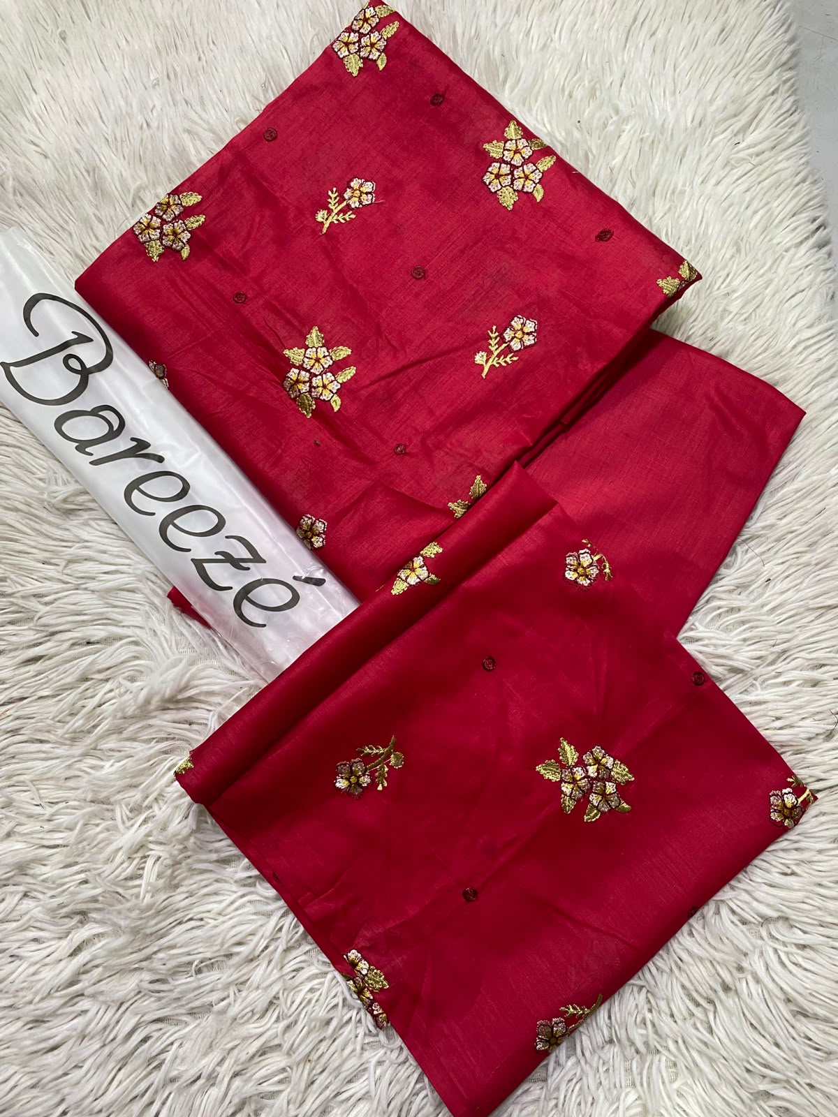 BAREEZE Embroidered Lawn 2PC